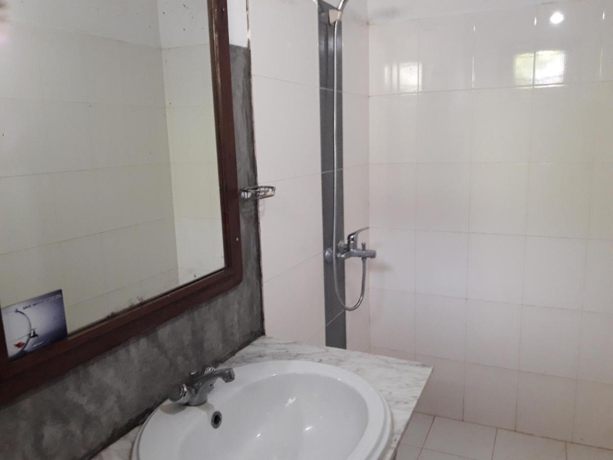 Sea Front Hikkaduwa Apartment ภายนอก รูปภาพ